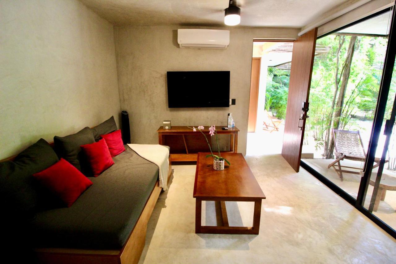 Suk Ha Apartments At La Veleta Тулум Екстериор снимка
